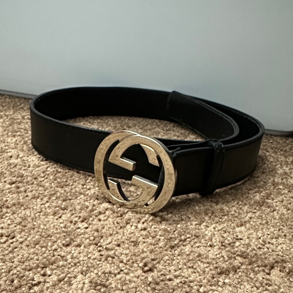 Gucci Black Belt with Silver GG Buckle